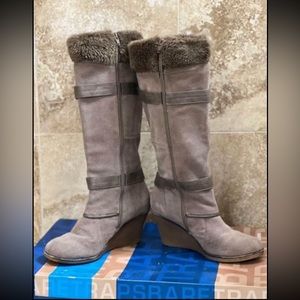 Bare trap boots